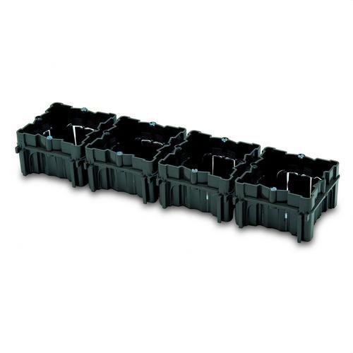 CAJA DE MECANISMOS EMPOTRABLE ENLAZABLE NEGRA 70 × 70 × 42 MM – FAMATEL